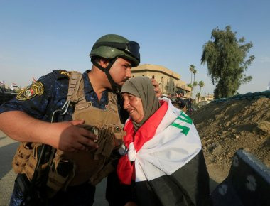 Μοσούλη: Γιορτάζουν την απελευθέρωση της πόλης από τον ISIS (φωτό)